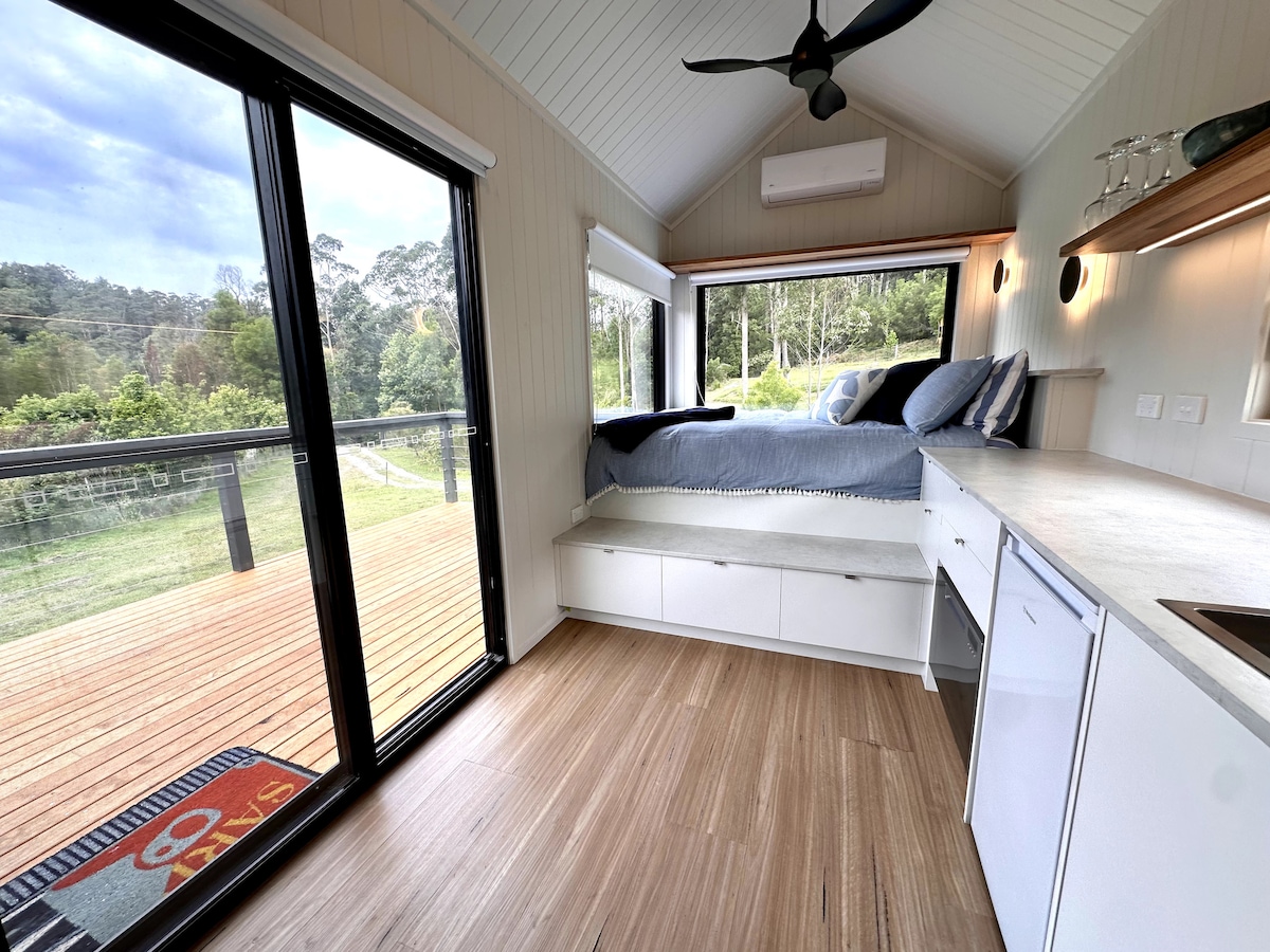 Nerring Hill Tiny House exterior